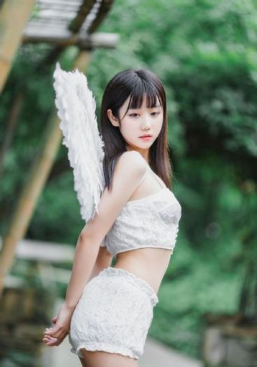 日本公交车上xxxxhd少妇