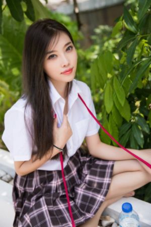 老汉调教丫头h肉