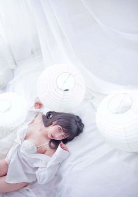 隔壁姐妹们